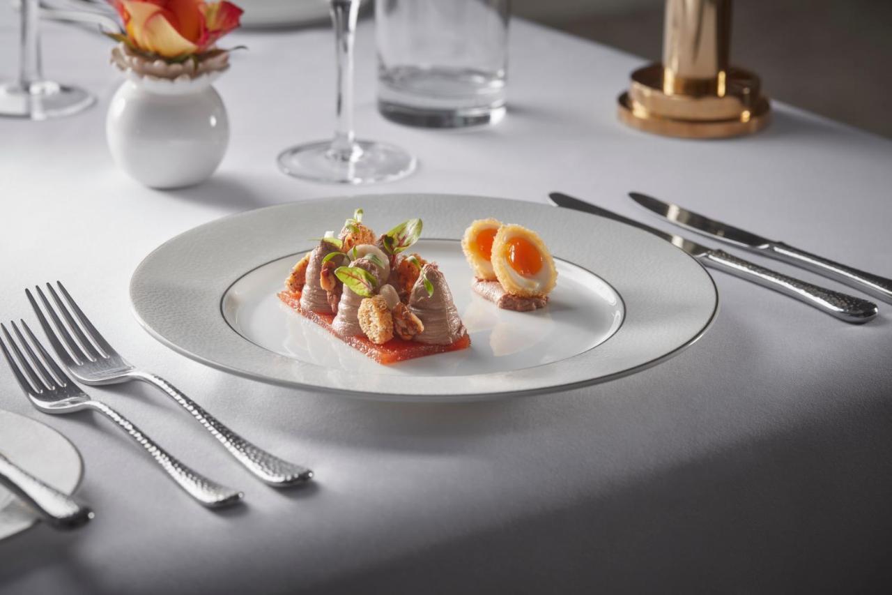 Bathen House Boutique Hotel Εξωτερικό φωτογραφία A dinner plate
